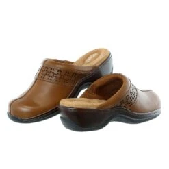Softwalk Abby Clog - Women's