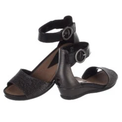 Earth Hera Sandals - Women's
